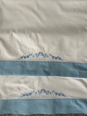 Vintage Pillowcases Embroidered Cherub Angel 2 Piece Standard Blue White